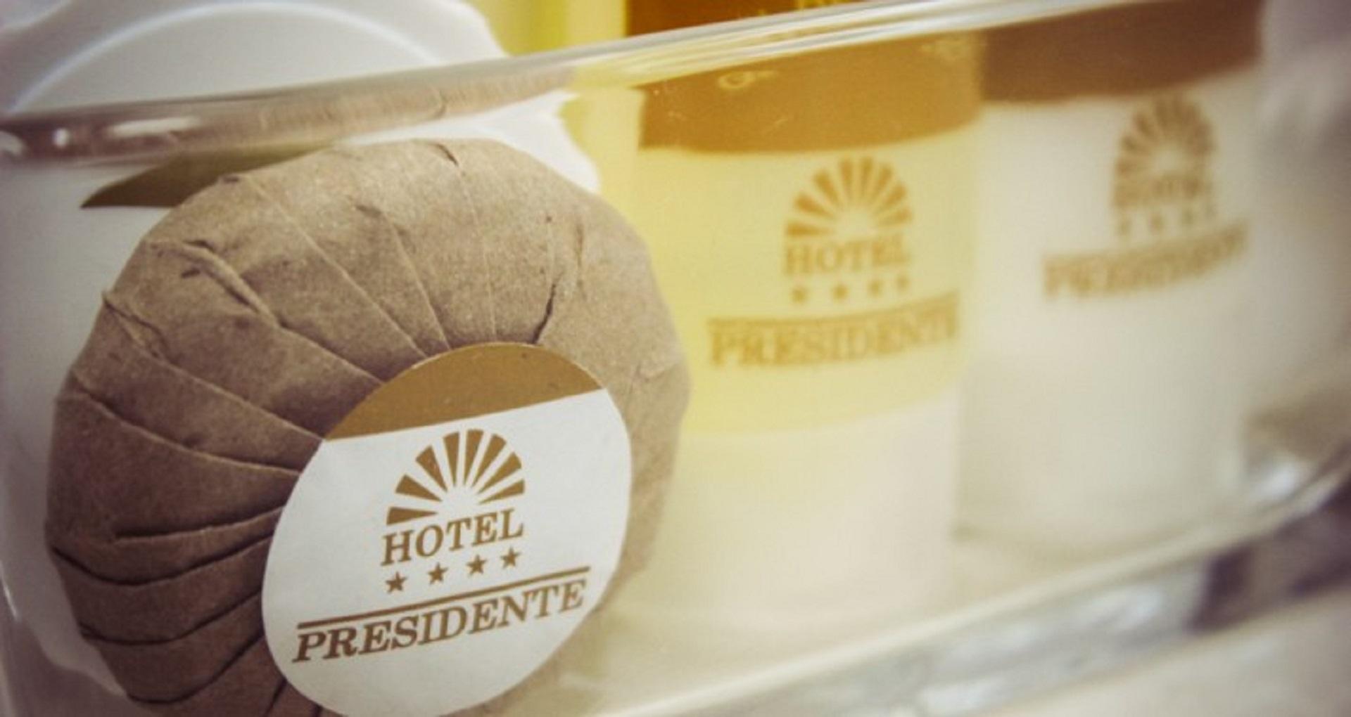 Hotel Presidente Куенка Екстериор снимка