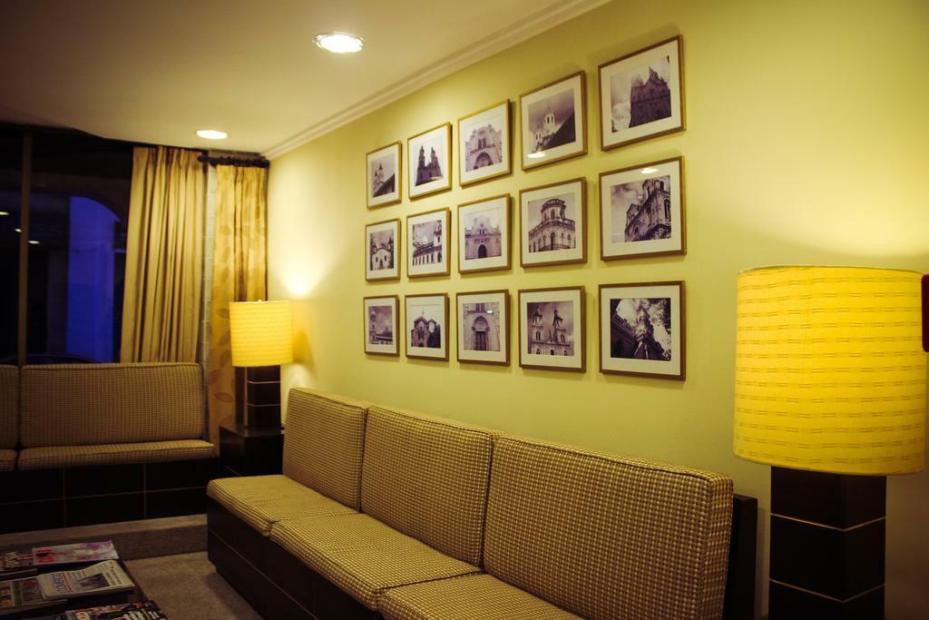 Hotel Presidente Куенка Екстериор снимка